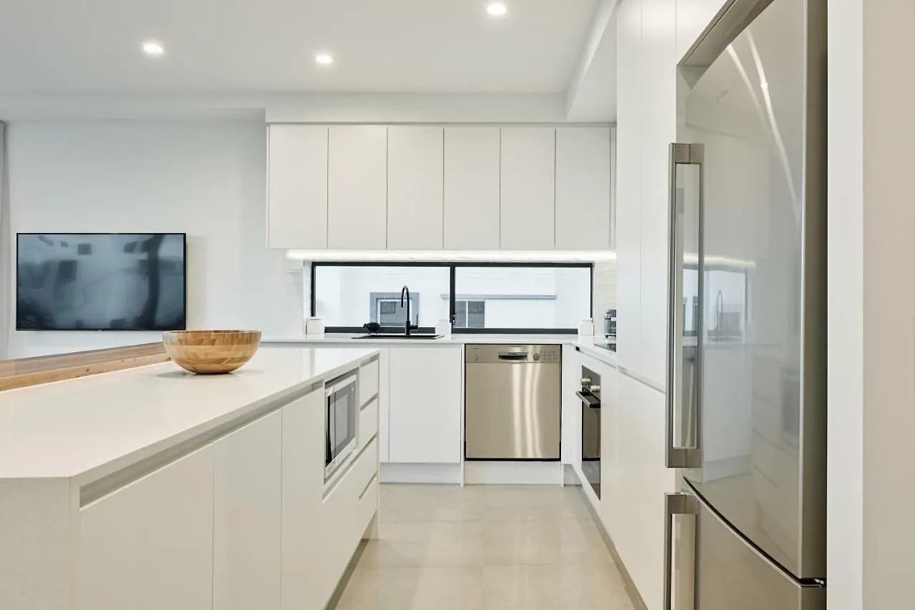 Allure Mooloolaba 0*,  Australia